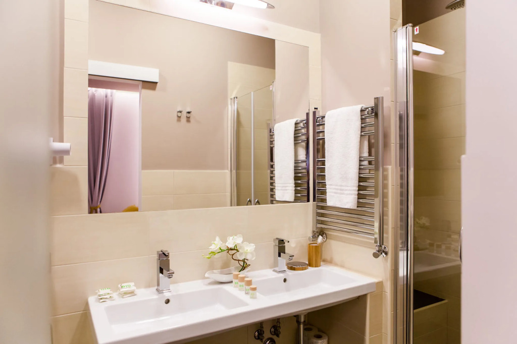 Grand Master Suites