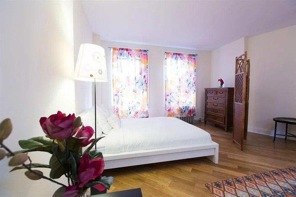 Lincoln Center Holiday Rentals