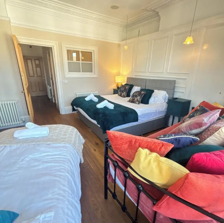 No 1 High Street Boutique Rooms