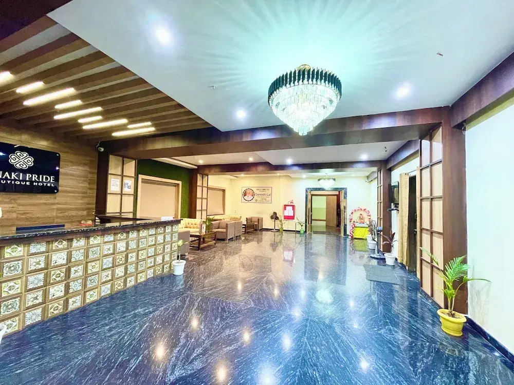 Hotel Janaki Pride - near Temple