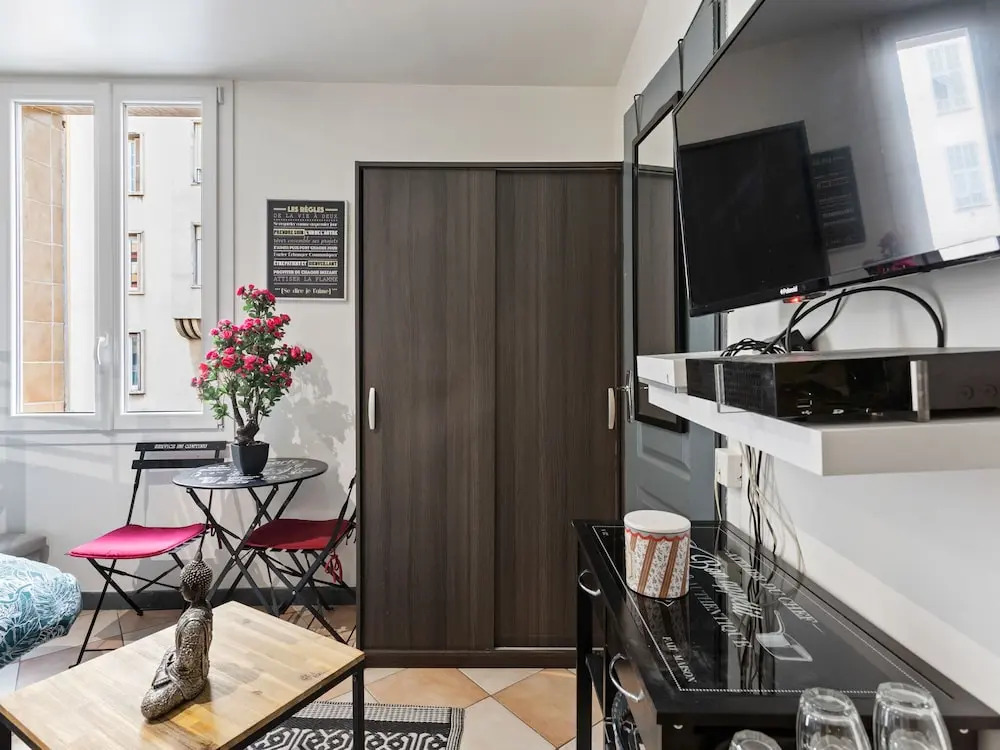 Simplistic Apartment in Nice With Beach Nearby