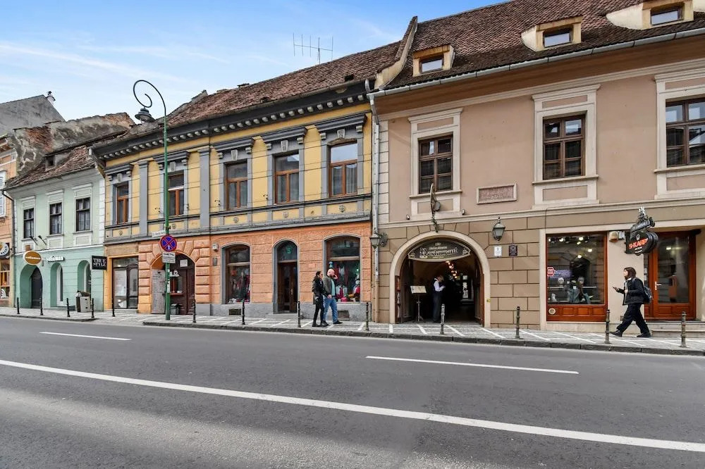 Studio Piata Sfatului - Brasov