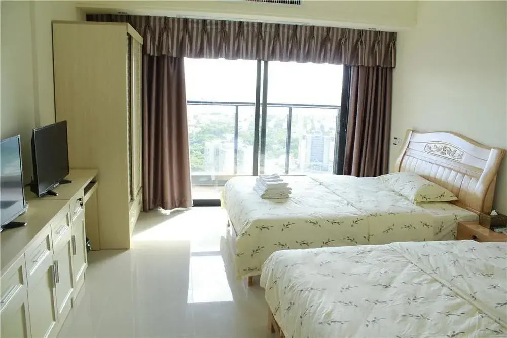 Xingfu Huafu Apartment
