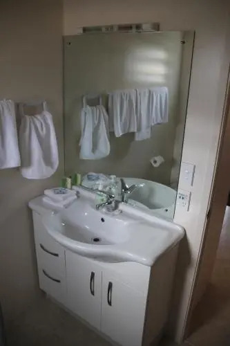 Vaiakura Holiday Homes