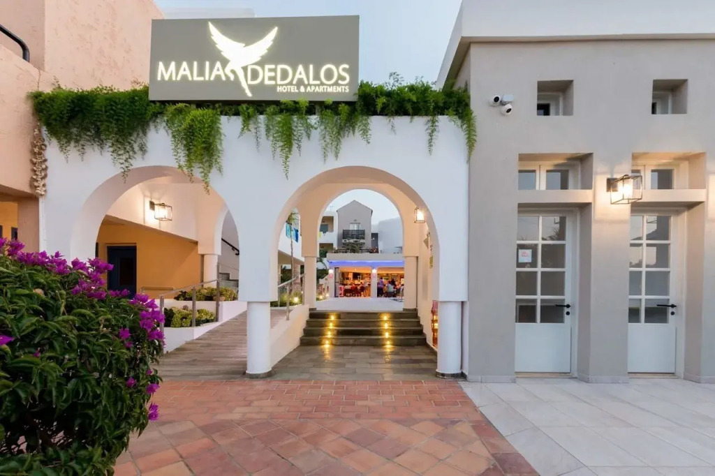 Dedalos Hotel