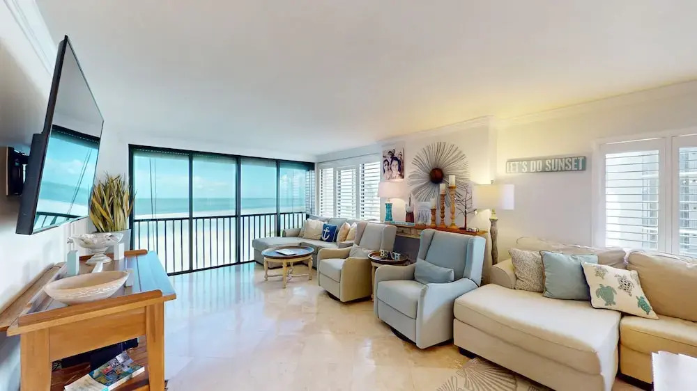Sandarac 502b: Beachfront 3br Condo W/ Pool & Views 3 Bedroom Condo