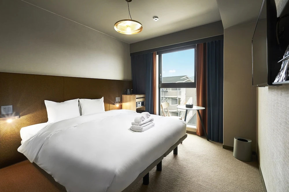 Отель The Reign Hotel Kyoto