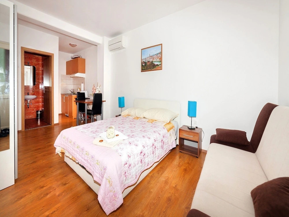 Apartments Barbara With Swimming Pool
