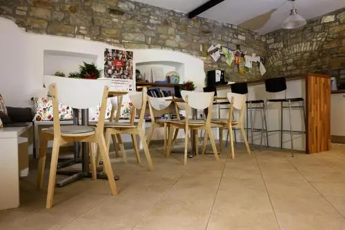 Hostel Alieti