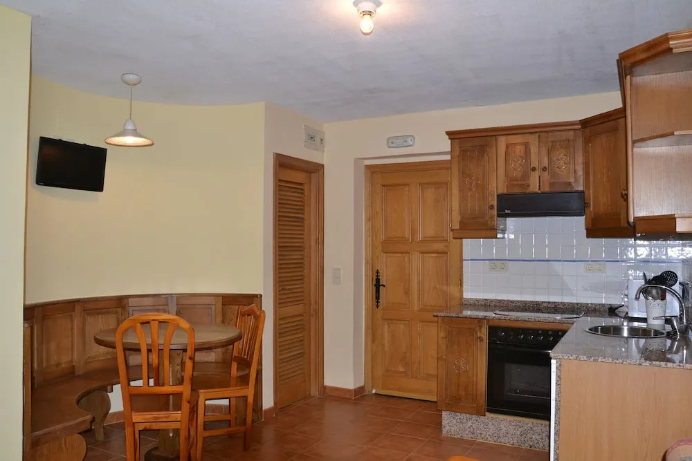 Ahío San Martín, Apartamentos Rurales Casa de la Villa