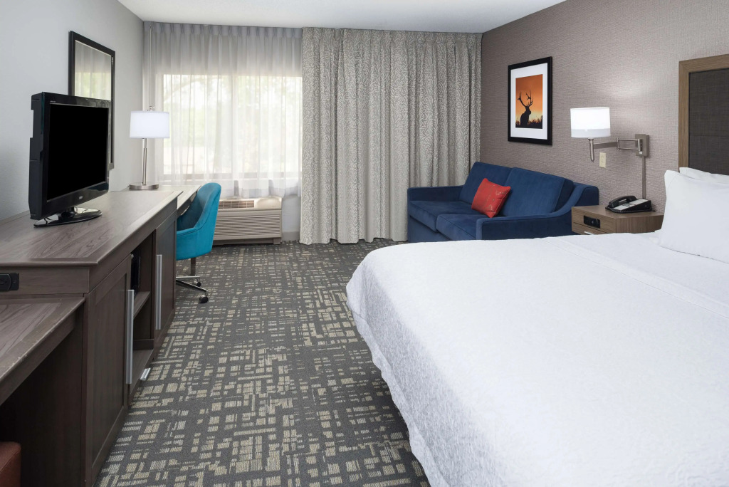 Hampton Inn North Sioux City