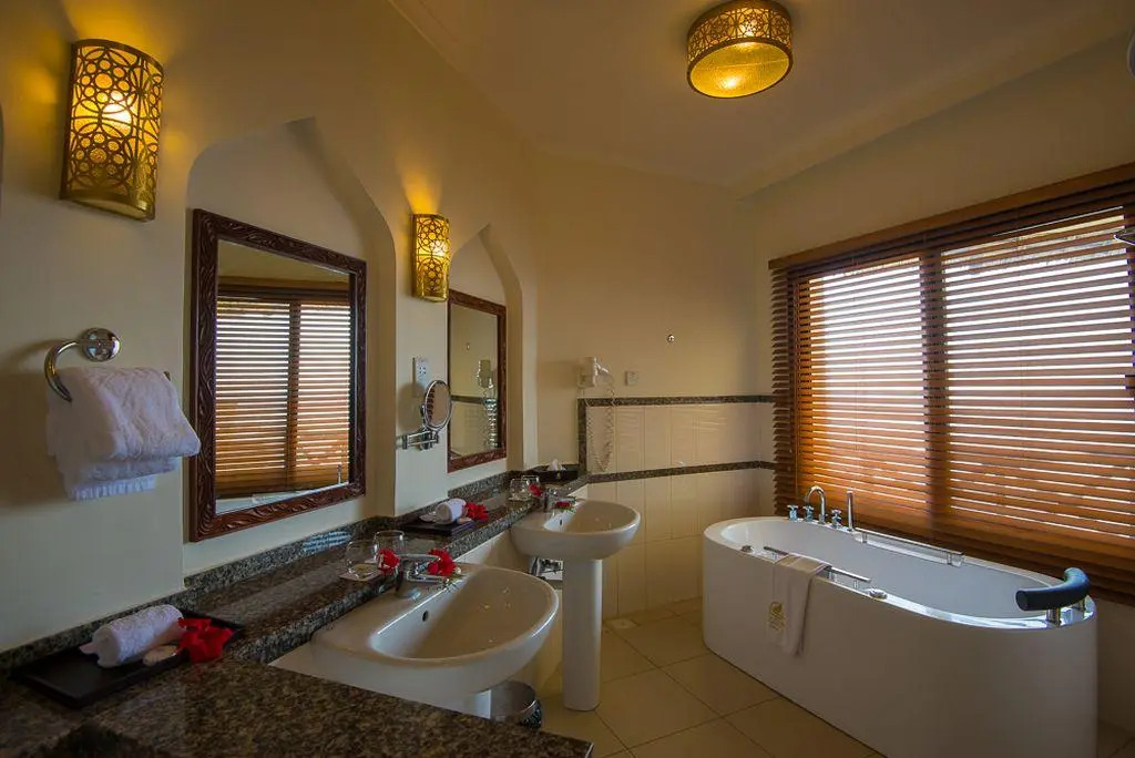 Sea Cliff Resort & Spa