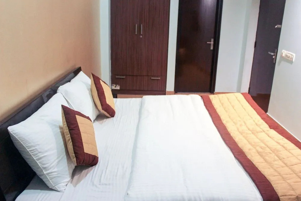 Flight Path Hotel by First Choice