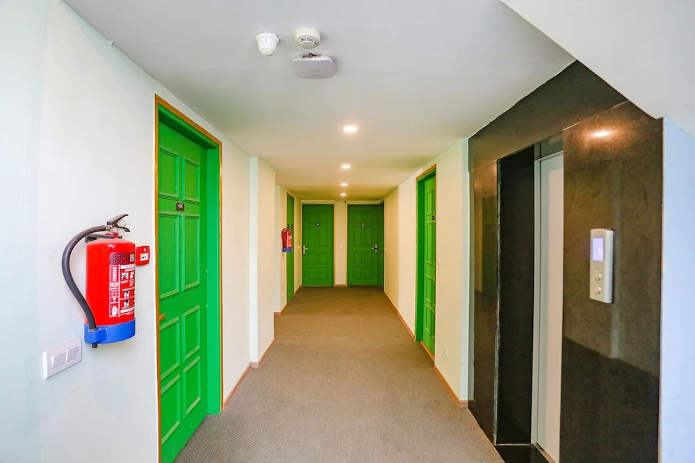 Fabhotel Aerosky Grand