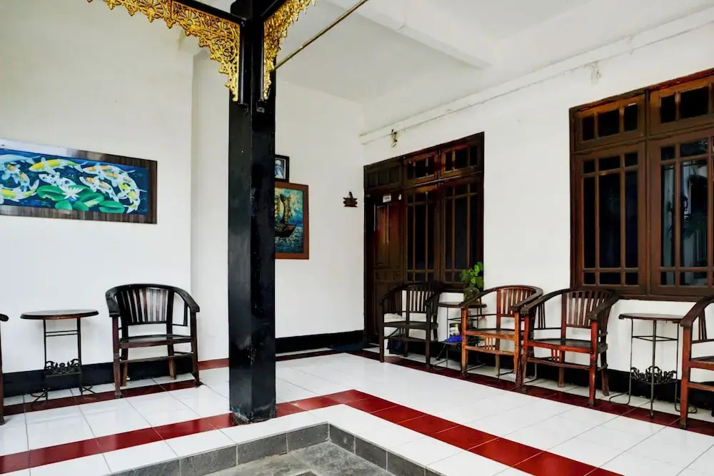 Hotel O Bungurasih Near Juanda International Airport Formerly Griya Waru Hotel