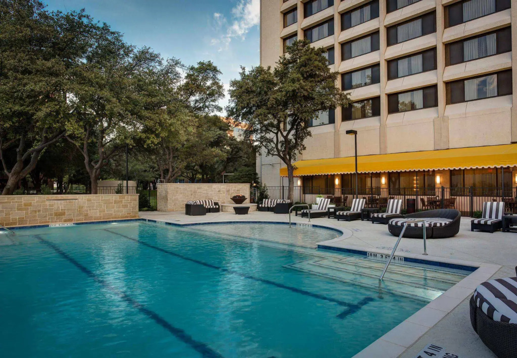 Dallas-Addison Marriott Quorum by the Galleria