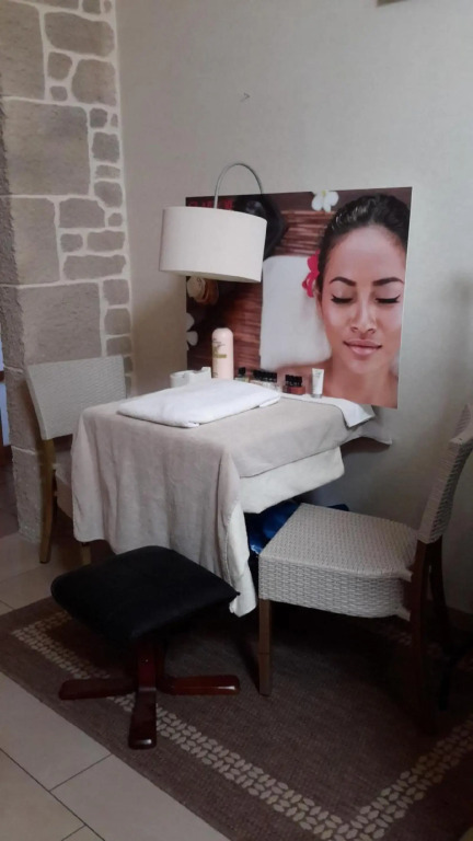Brit Hotel Alghotel