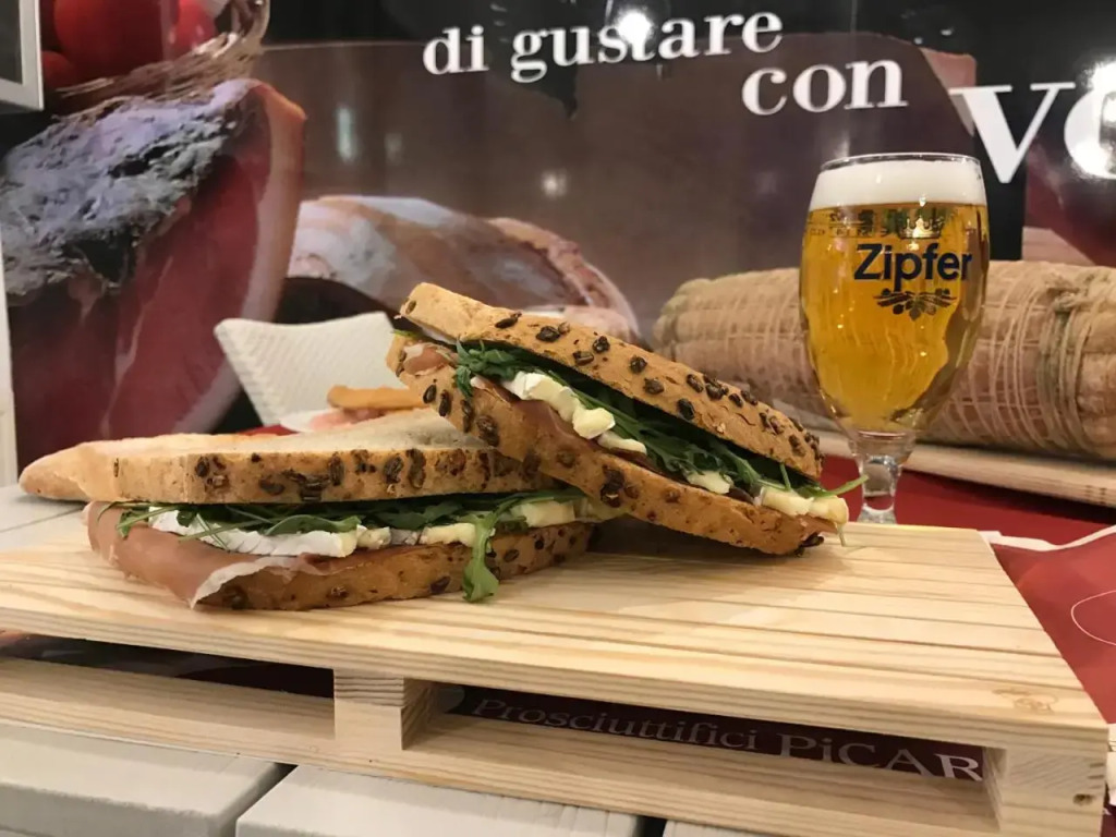 Affittacamere Prosciutti Picaron