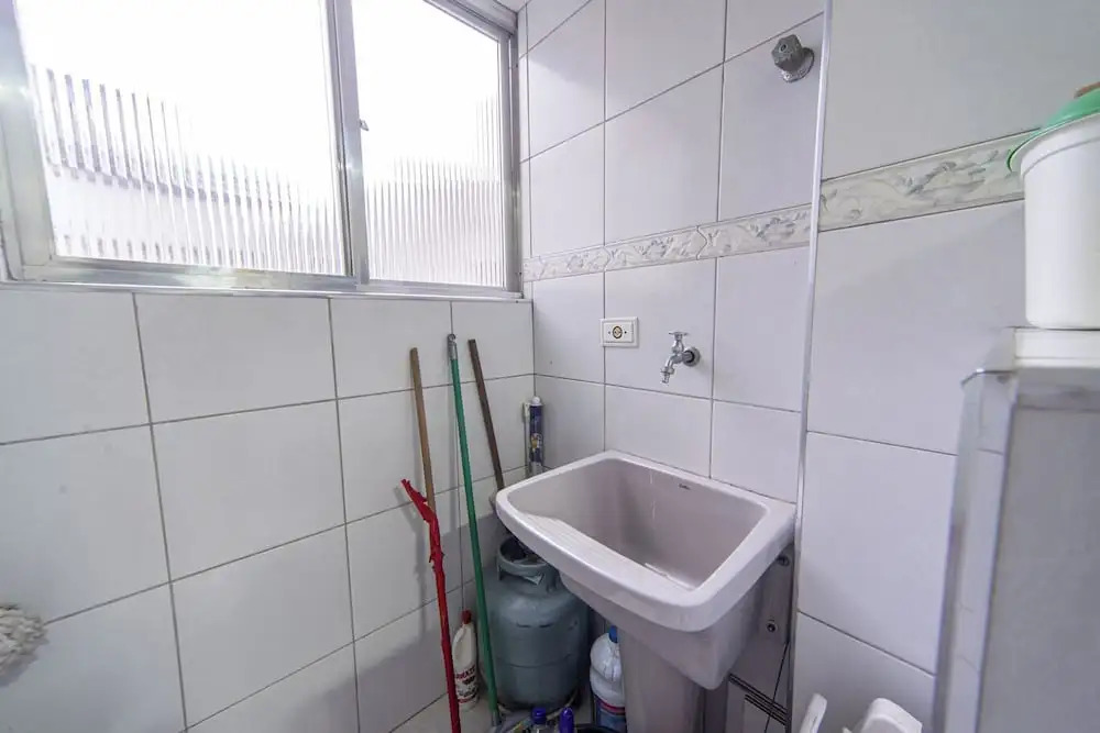 Apto com Wi Fi e Garagem a 240 Metros da Praia