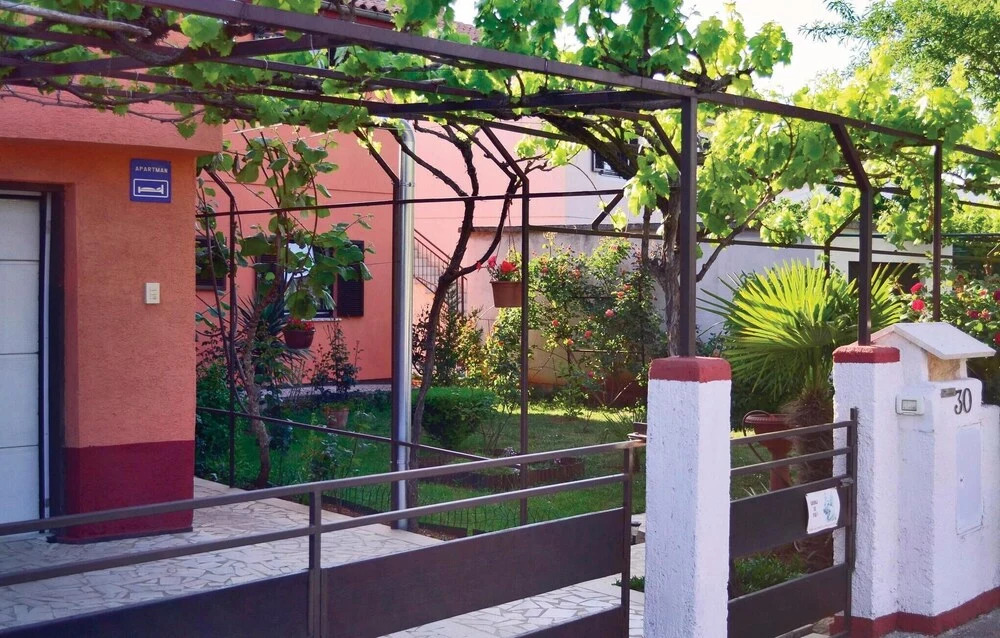 Nice Home in Valbandon With Wifi and 0 Bedrooms