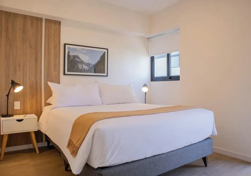 Salaverry Stays in San Isidro by Wynwood House