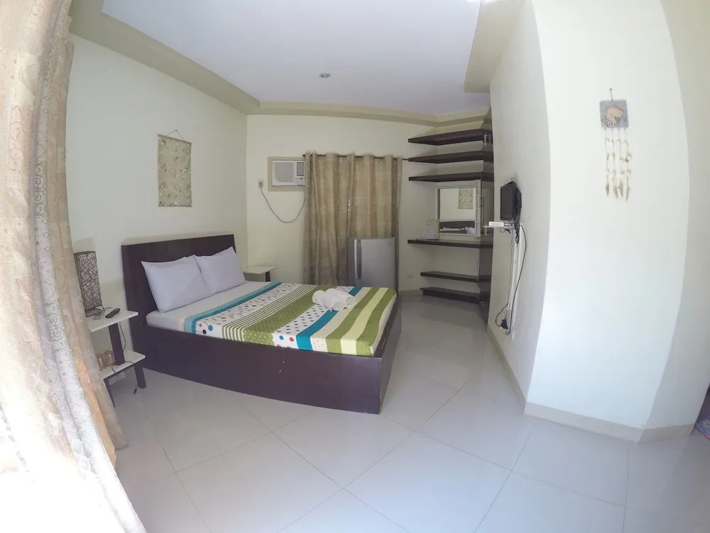 Almira Diving Resort- Panglao