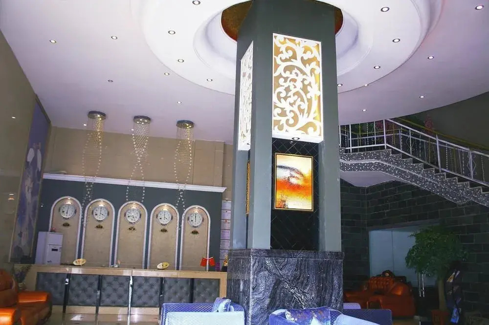Qinxin Holiday Hotel - Shangri-la