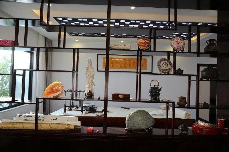 Hailang Yuanlin Holiday Hotel
