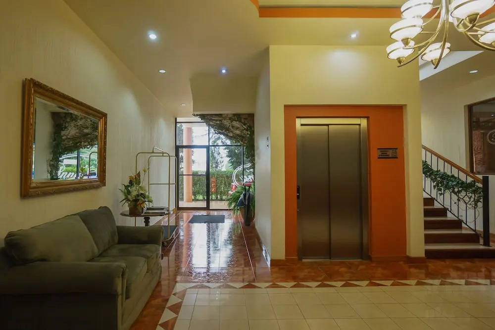 Hotel Anna Inn