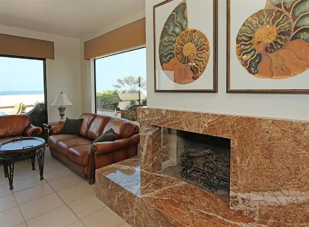 5911 Seashore Trem 3 Bedroom Home