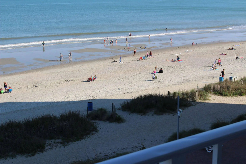 Blu Atlantic Hotel & Suites