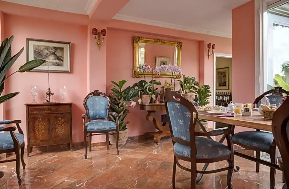 Episcopo Lipinsky Luxury Suites