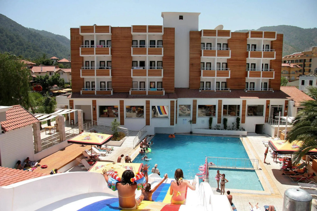 Faros Premium Beach