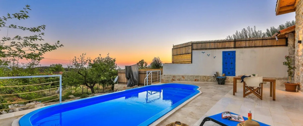 Villa Tas Ev