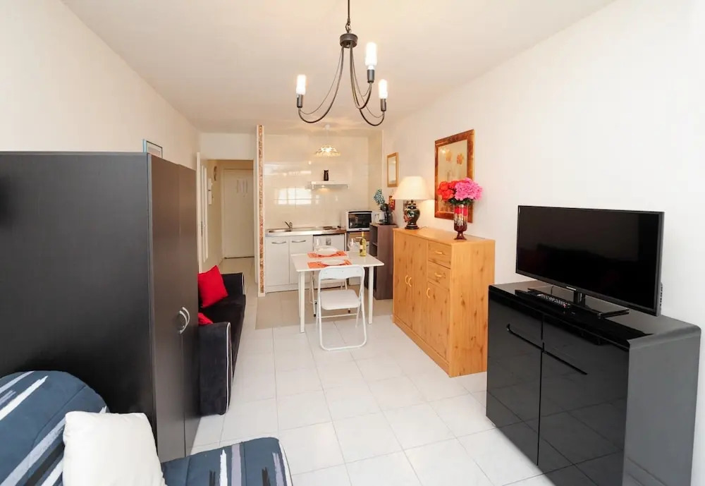 Blue Lagon Five Stars Holiday House