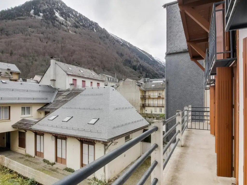 Appartement Cauterets, 3 Pièces, 6 Personnes - Fr-1-401-49