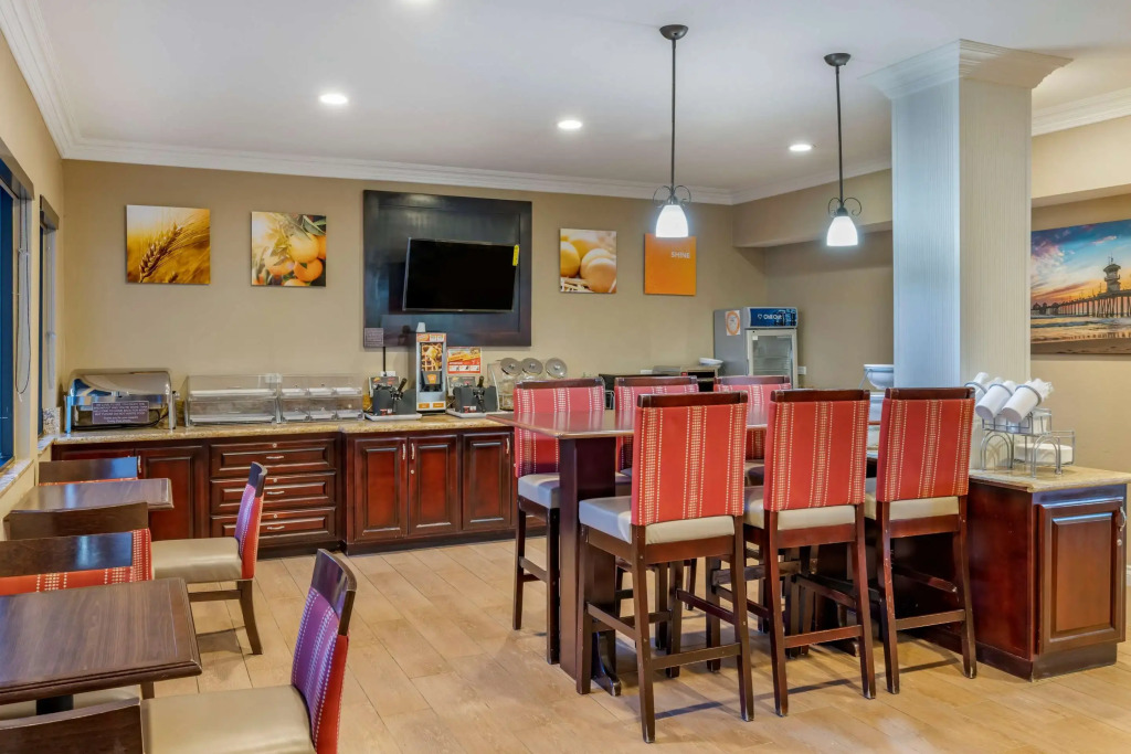 Comfort Inn & Suites Huntington Beach