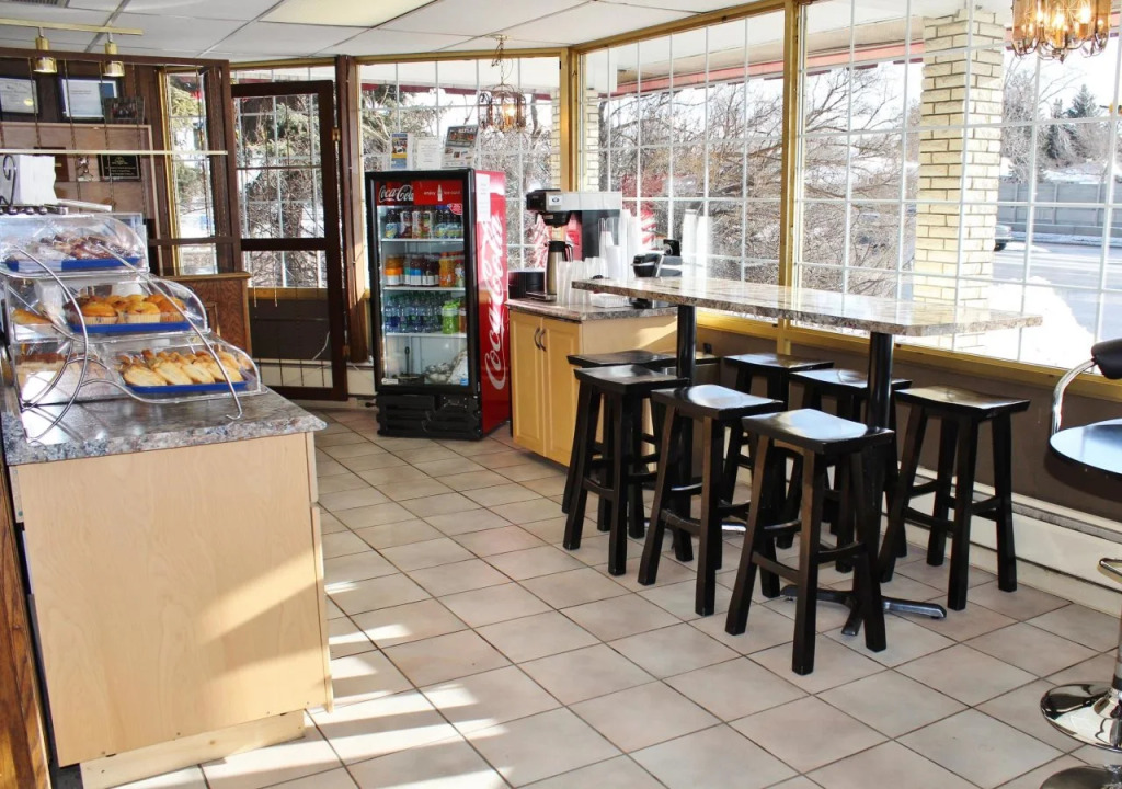 Canadas Best Value Inn