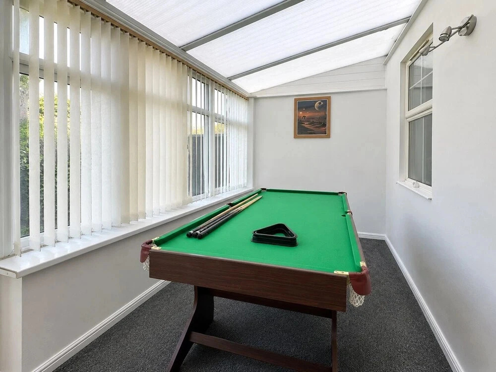Oakwood House 6 Bed 11 Sleeps Garden-free Parking