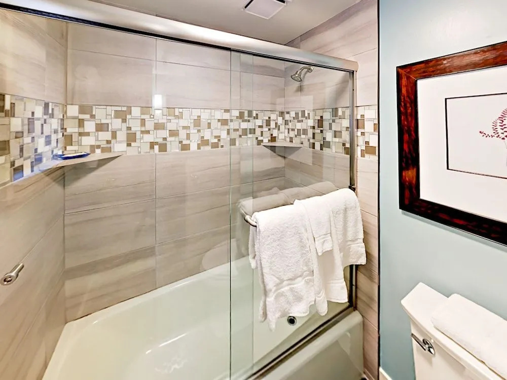 Woodside Unit #3B - 3 Br Condo