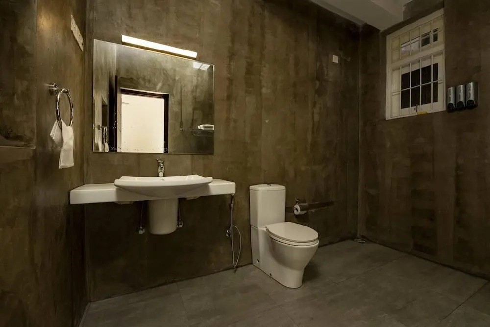 Luxury Apartment - Sleeps 6, Garden & Parking