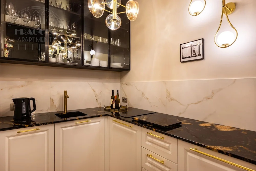 Canvas House by Fragola Collection