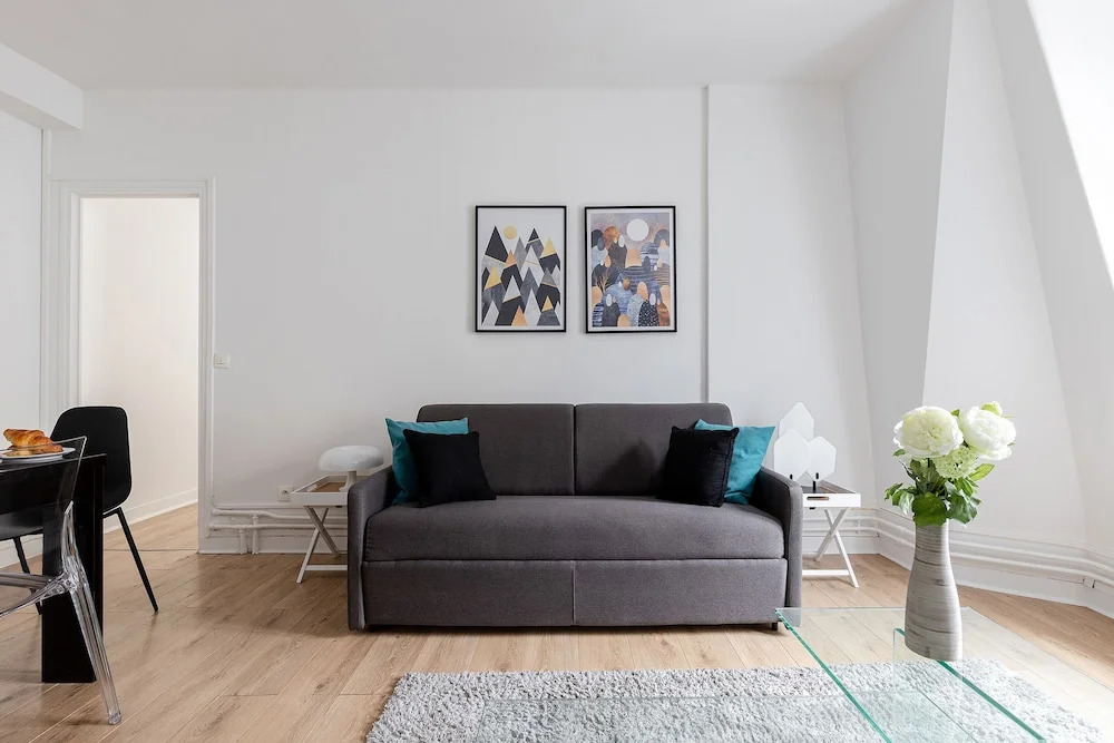Eiffel Tower - Bir Hakeim Apartment