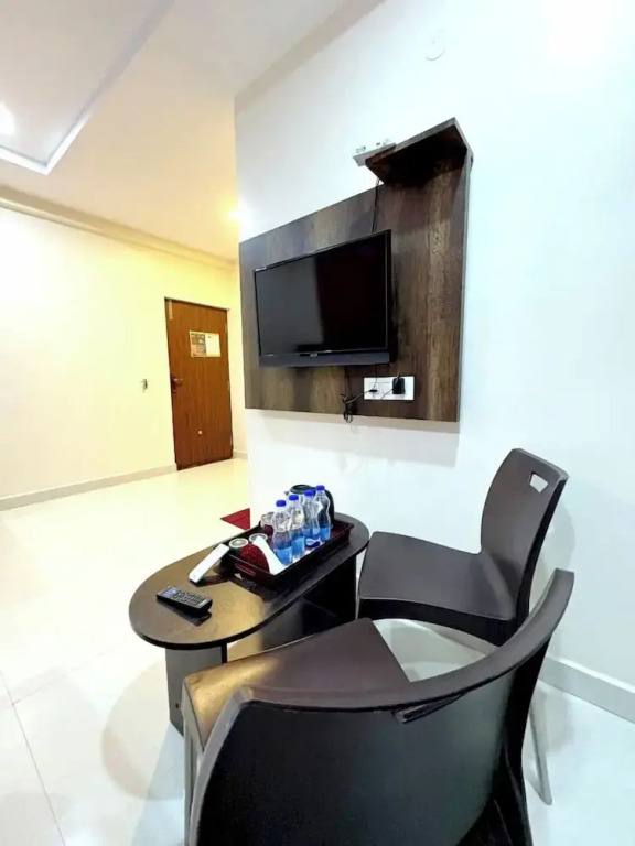 Grs Comforts Lodge