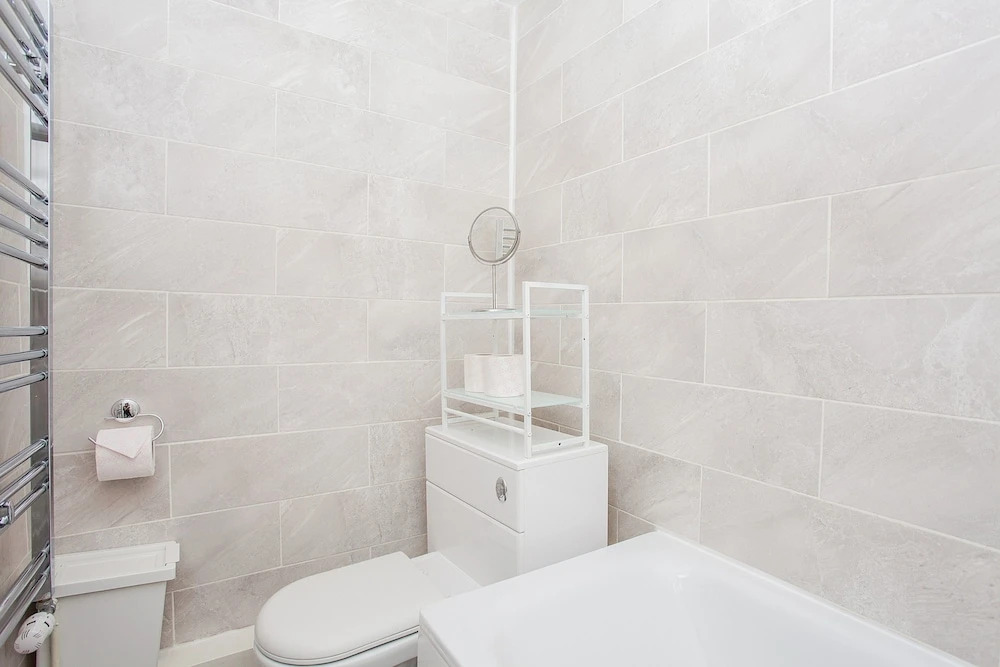 Spacious Shepherds Bush Apartment With Garden