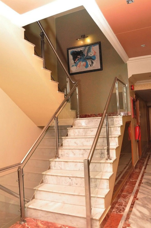 Regency Inn Hotel