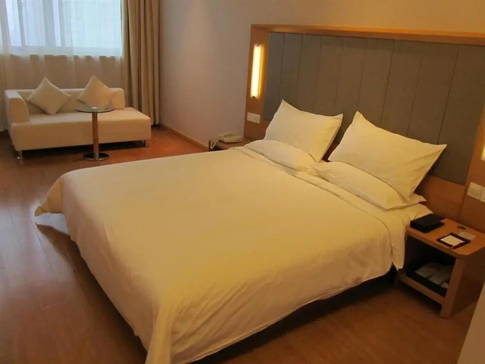 All Seasons Hotel