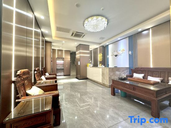 Yunrui Business Hotel