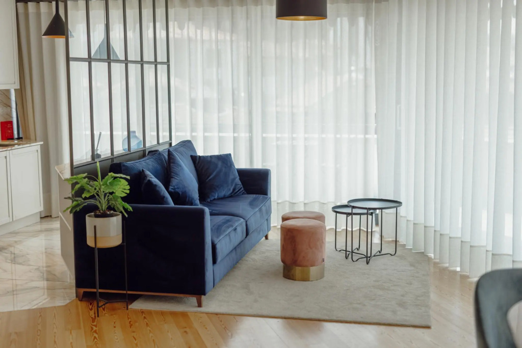 Downtown Penthouse With River View by Vacationy