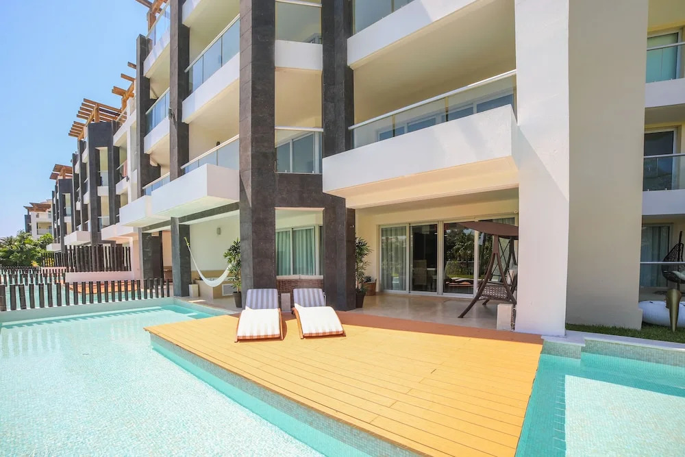 Marea Azul Beach Resort